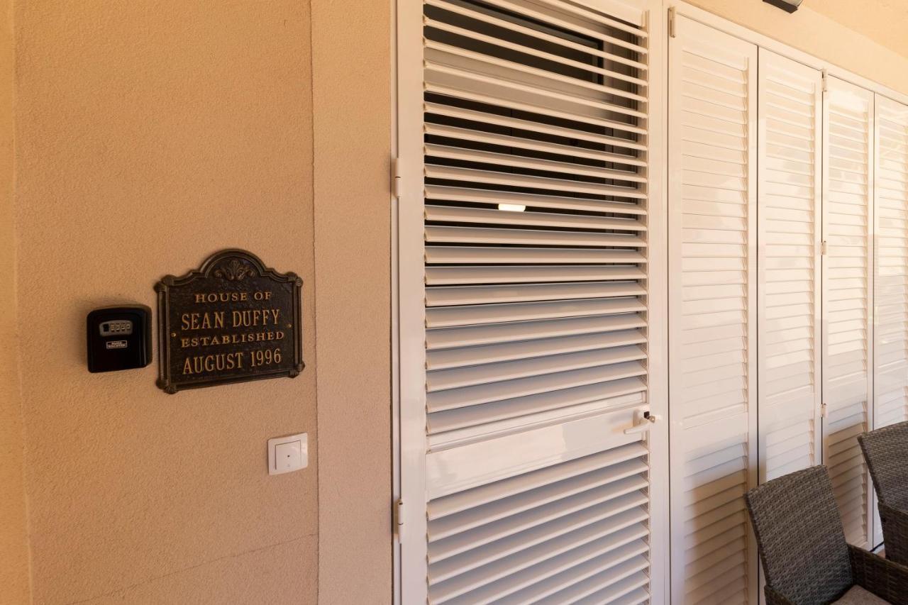 Duffys Apartment Zadar Exterior photo